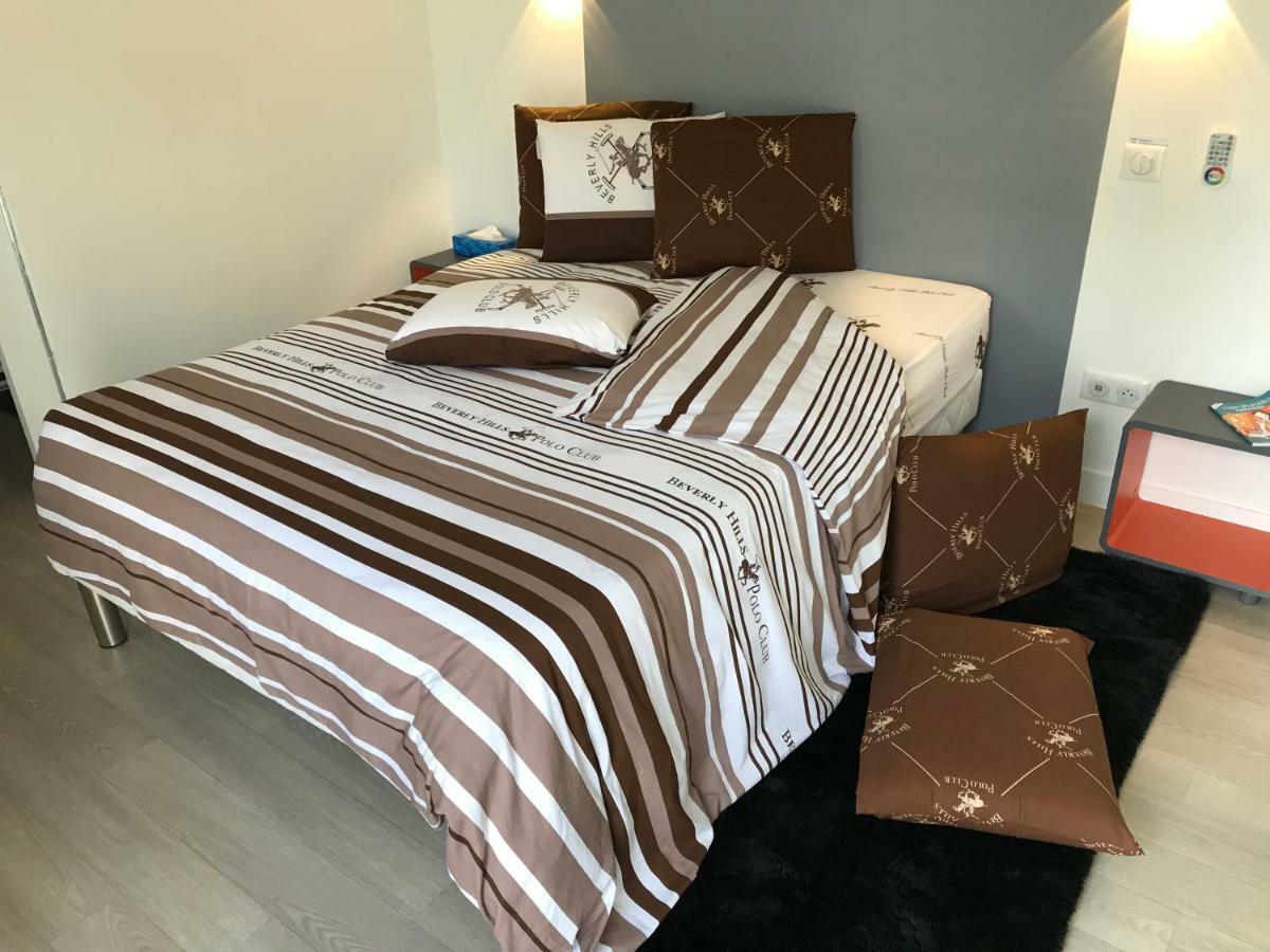 Maisonnette Independante Шартр Экстерьер фото